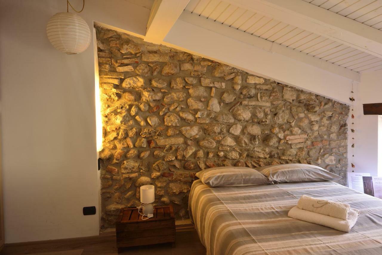 ペスキエーラ・デル・ガルダ Prigioni House Bed & Breakfast エクステリア 写真